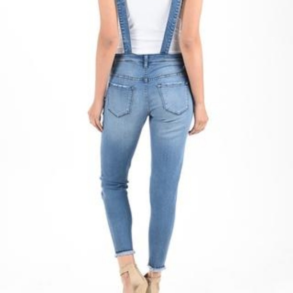 Distressed overall jeans with open back - Picture 3 of 3